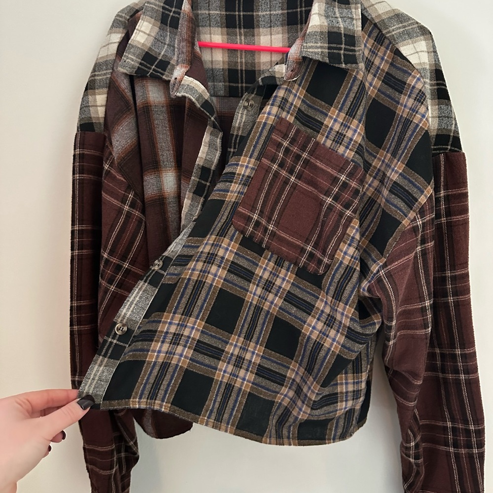 Forever 21 Multicolor Plaid Cropped Shirt